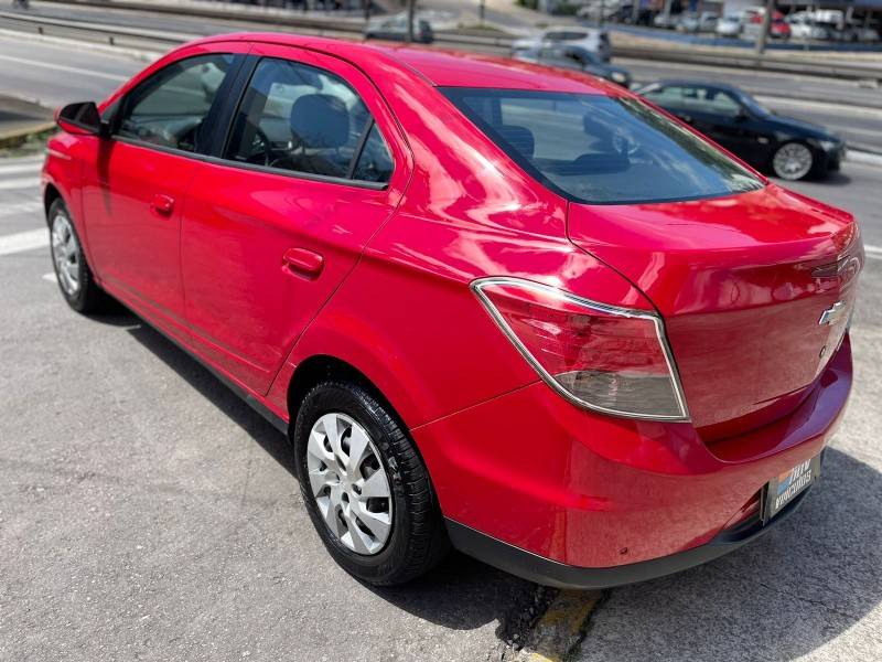 CHEVROLET - PRISMA - 2014/2014 - Vermelha - R$ 39.900,00