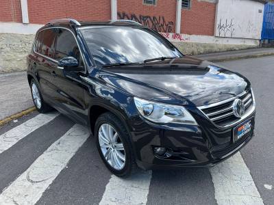 VOLKSWAGEN - TIGUAN - 2011/2011 - Preta - R$ 56.900,00