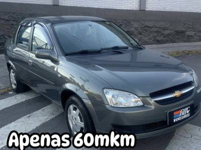 CHEVROLET - CORSA - 2013/2013 - Cinza - R$ 32.900,00