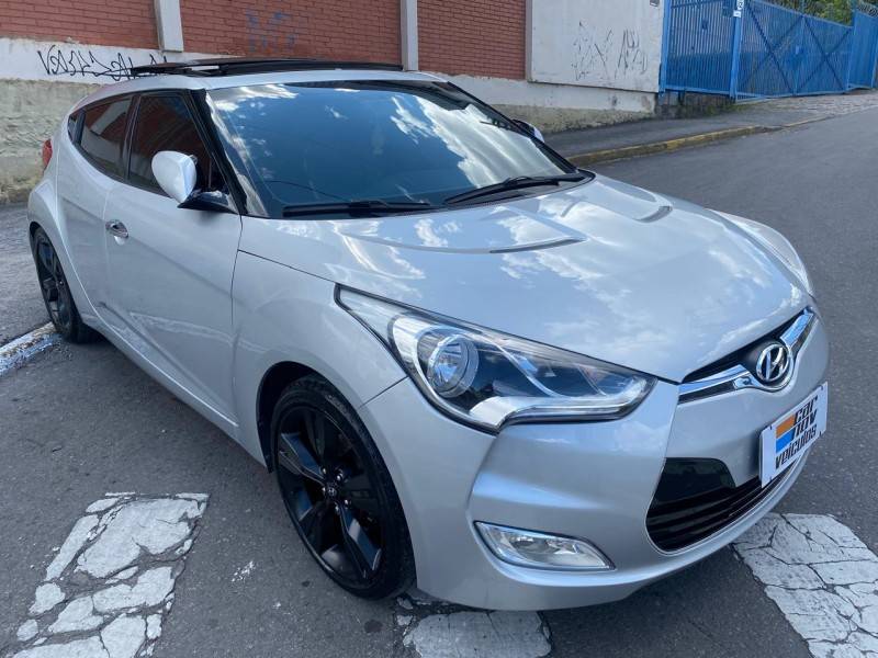 HYUNDAI - VELOSTER - 2013/2013 - Prata - Sob Consulta