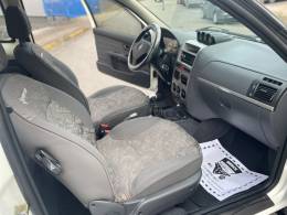 FIAT - STRADA - 2010/2010 - Branca - R$ 53.900,00