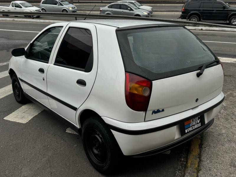 FIAT - PALIO - 1997/1997 - Branca - R$ 13.500,00