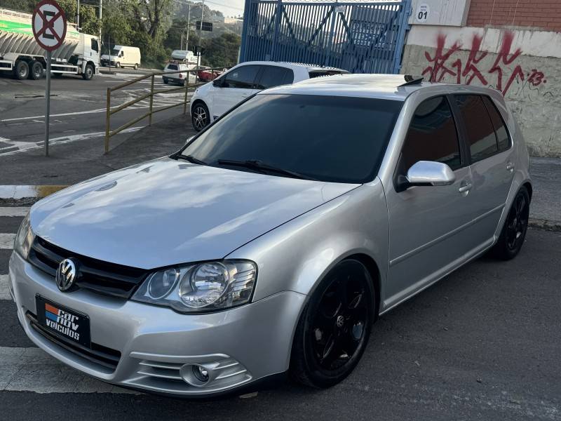 VOLKSWAGEN - GOLF - 2009/2009 - Prata - R$ 47.900,00