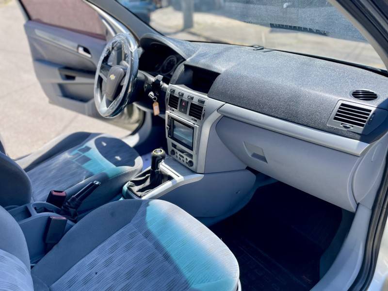 CHEVROLET - VECTRA - 2005/2006 - Verde - R$ 31.900,00