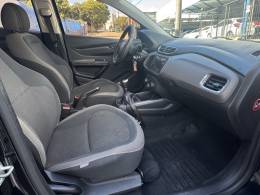 CHEVROLET - PRISMA - 2013/2013 - Preta - R$ 42.900,00