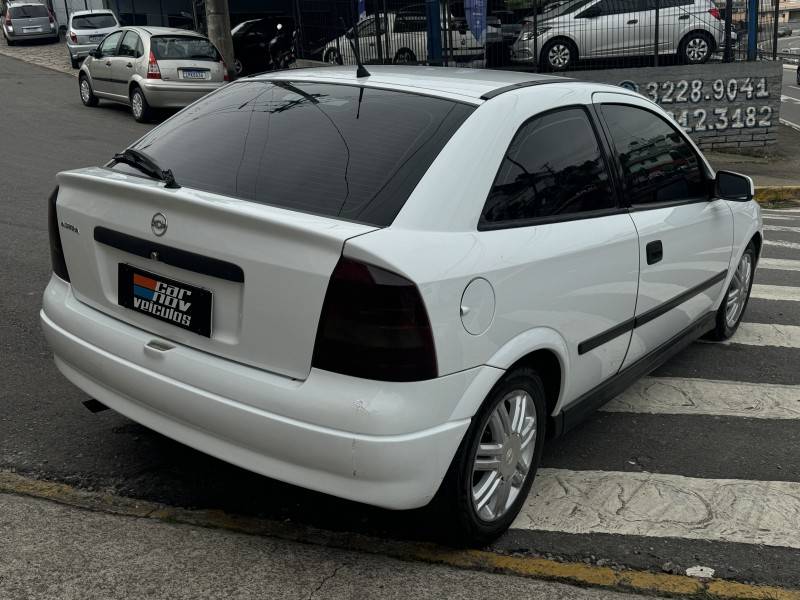 CHEVROLET - ASTRA - 1999/1999 - Branca - R$ 19.900,00