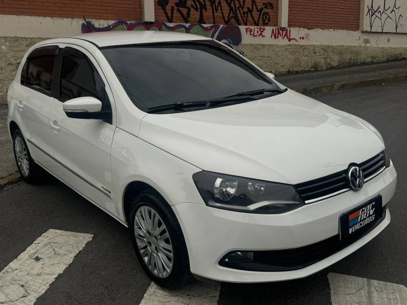 VOLKSWAGEN - GOL - 2013/2013 - Branca - R$ 39.900,00