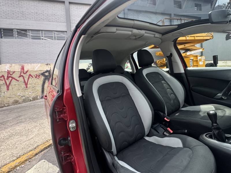 CITROËN - C3 - 2013/2013 - Vermelha - R$ 36.900,00