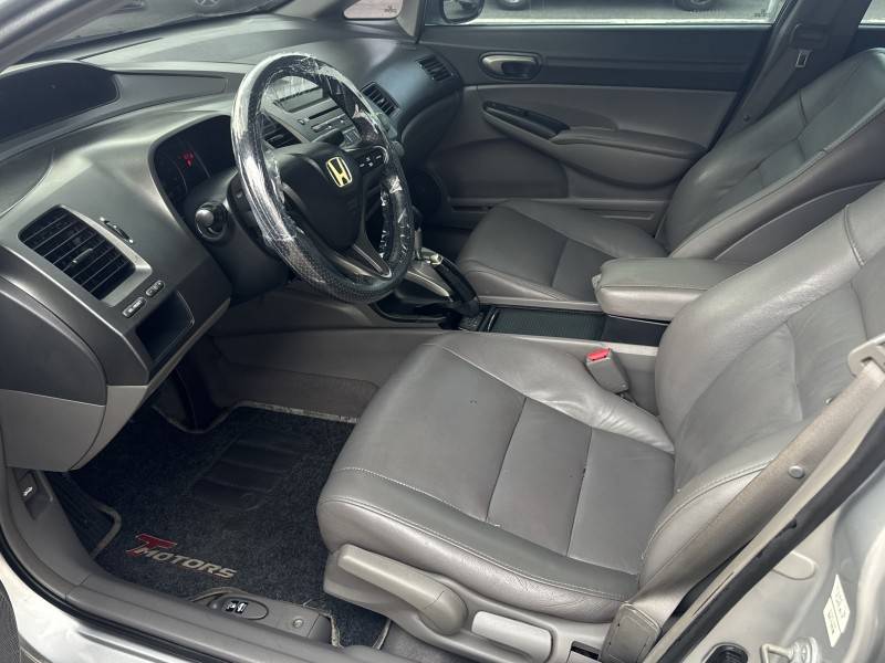 HONDA - CIVIC - 2009/2009 - Prata - R$ 53.900,00
