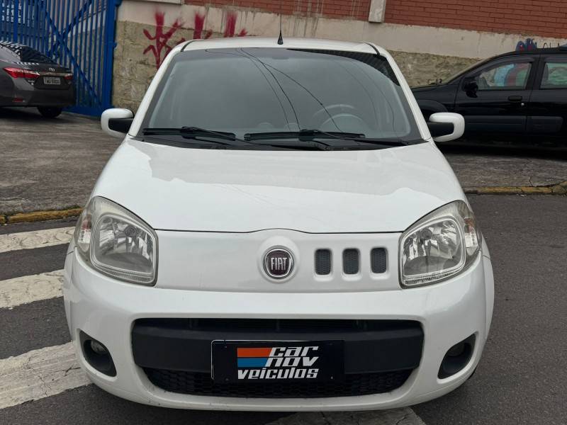 FIAT - UNO - 2013/2013 - Branca - R$ 33.900,00