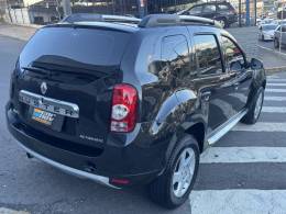 RENAULT - DUSTER - 2011/2012 - Preta - R$ 44.900,00