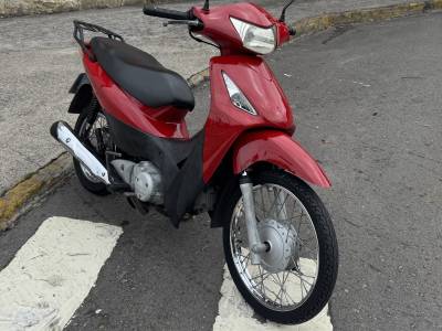 HONDA - BIZ 125 - 2010/2010 - Vermelha - R$ 7.800,00
