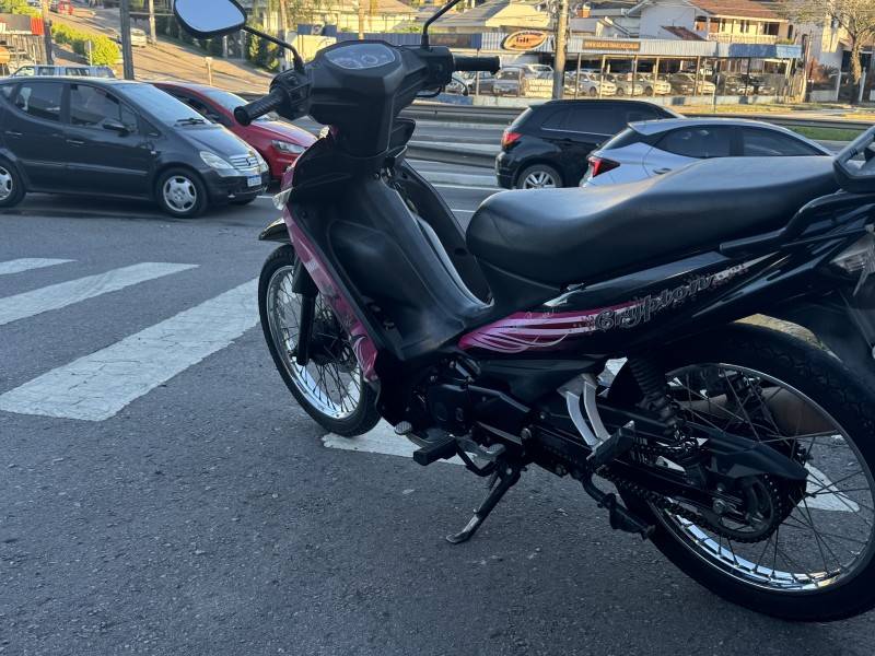 YAMAHA - CRYPTON - 2014/2014 - Rosa - R$ 8.500,00