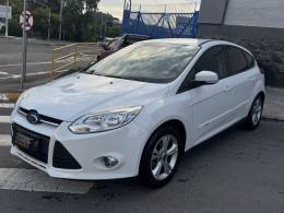 FORD - FOCUS - 2015/2015 - Branca - R$ 61.900,00