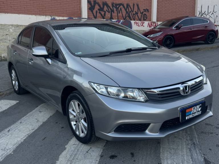 HONDA - CIVIC - 2014/2014 - Cinza - R$ 72.900,00
