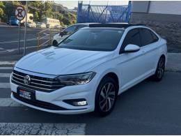 VOLKSWAGEN - JETTA - 2019/2019 - Branca - R$ 108.900,00