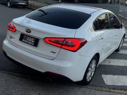 KIA MOTORS - CERATO - 2014/2014 - Branca - R$ 67.900,00