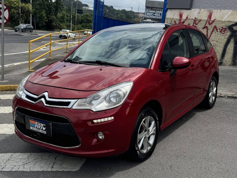 CITROËN - C3 - 2013/2013 - Vermelha - R$ 36.900,00