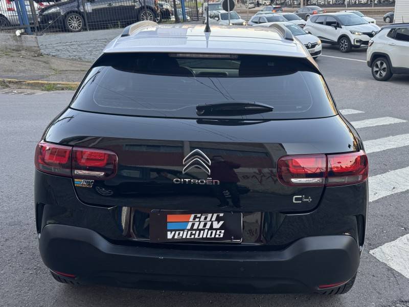CITROËN - C4 CACTUS - 2022/2022 - Preta - R$ 76.900,00
