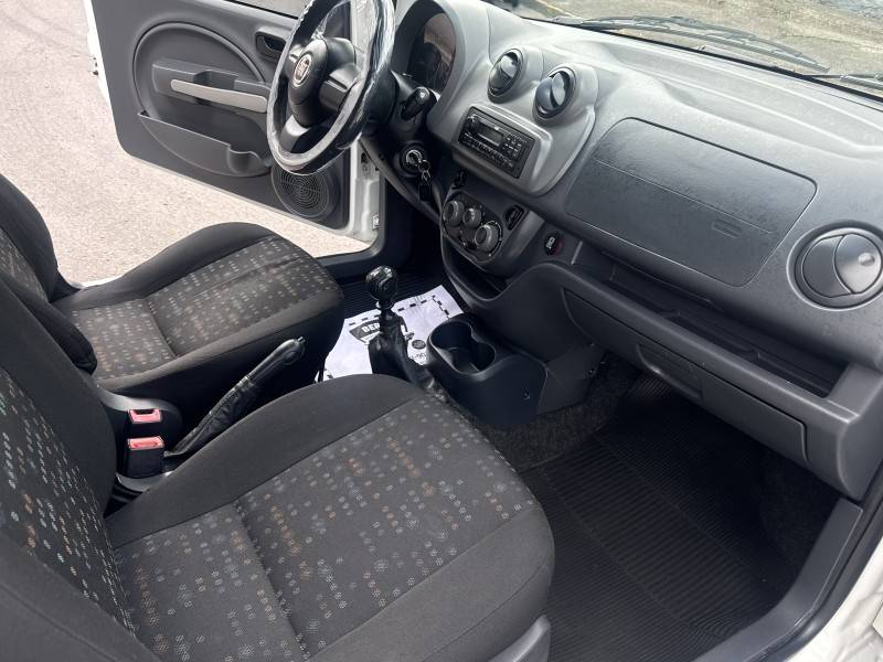 FIAT - FIORINO - 2015/2015 - Branca - R$ 55.900,00