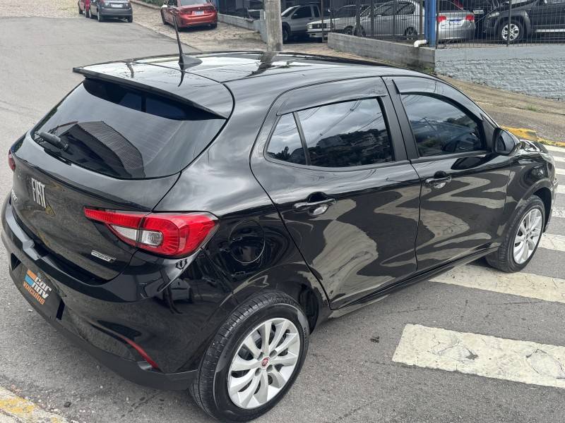 FIAT - ARGO - 2023/2023 - Preta - R$ 65.900,00