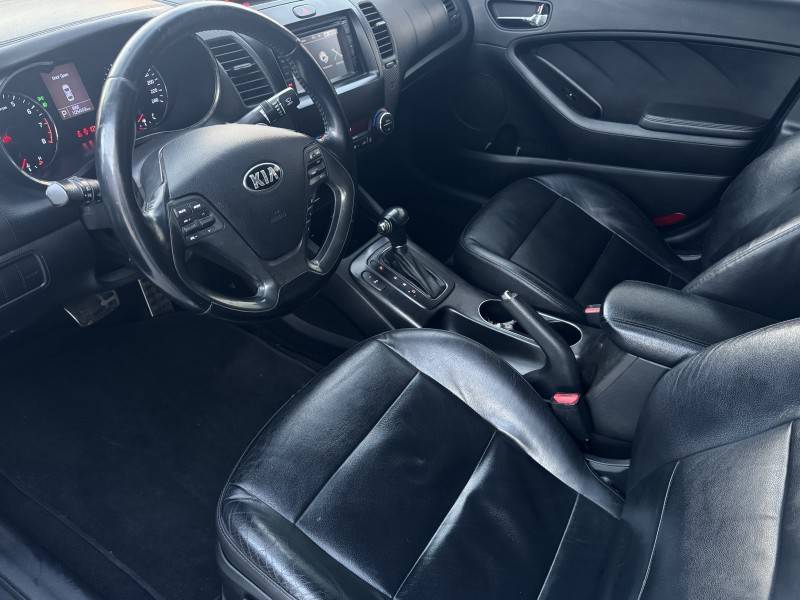 KIA MOTORS - CERATO - 2014/2014 - Branca - R$ 67.900,00