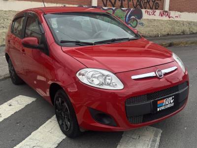 FIAT - PALIO - 2015/2015 - Vermelha - R$ 39.900,00