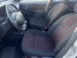 RENAULT - SANDERO - 2013/2013 - Prata - R$ 41.800,00