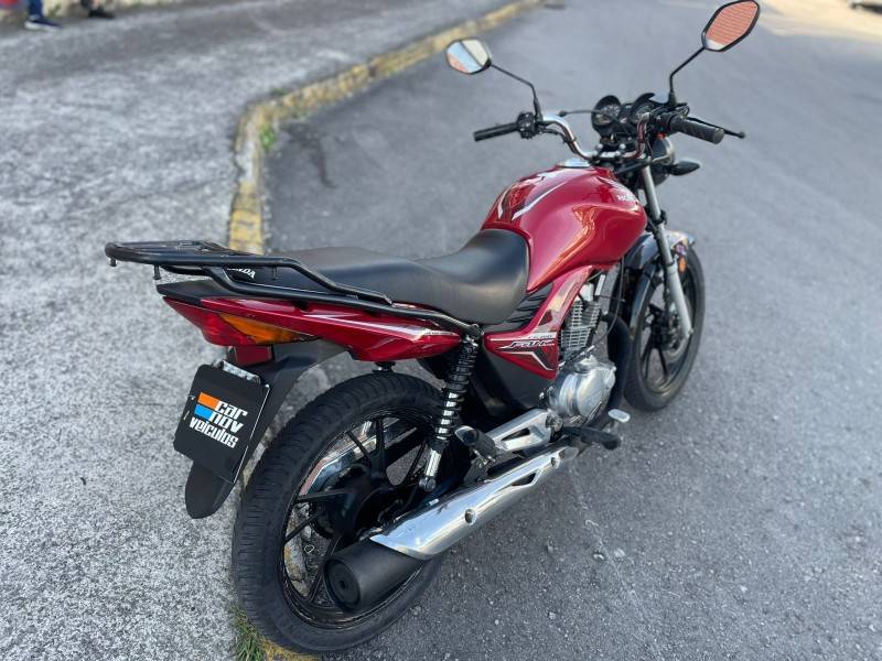 HONDA - CG 150 - 2013/2013 - Vermelha - R$ 11.900,00