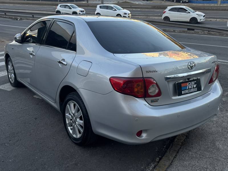 TOYOTA - COROLLA - 2009/2009 - Prata - R$ 57.900,00