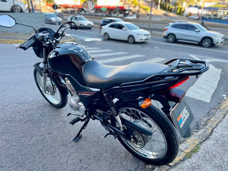 HONDA - CG 125I - 2017/2017 - Preta - R$ 9.900,00