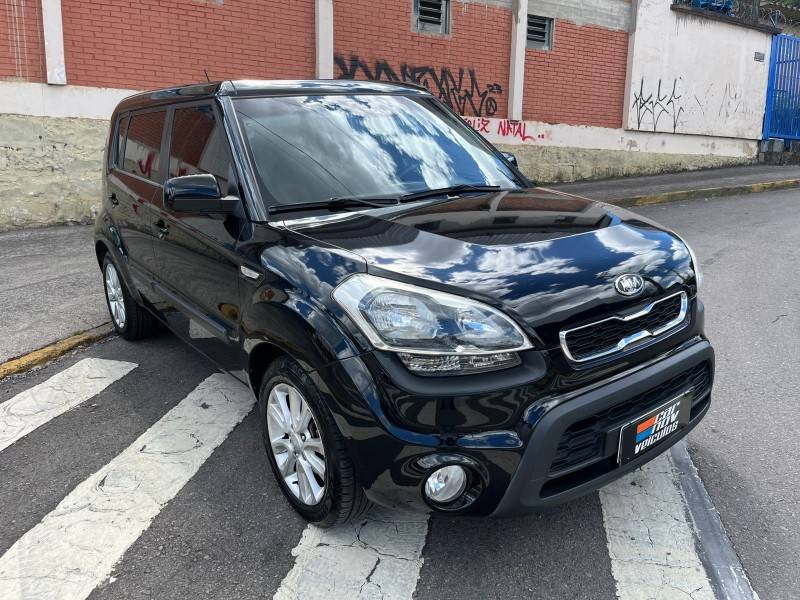 KIA MOTORS - SOUL - 2012/2012 - Preta - R$ 47.900,00