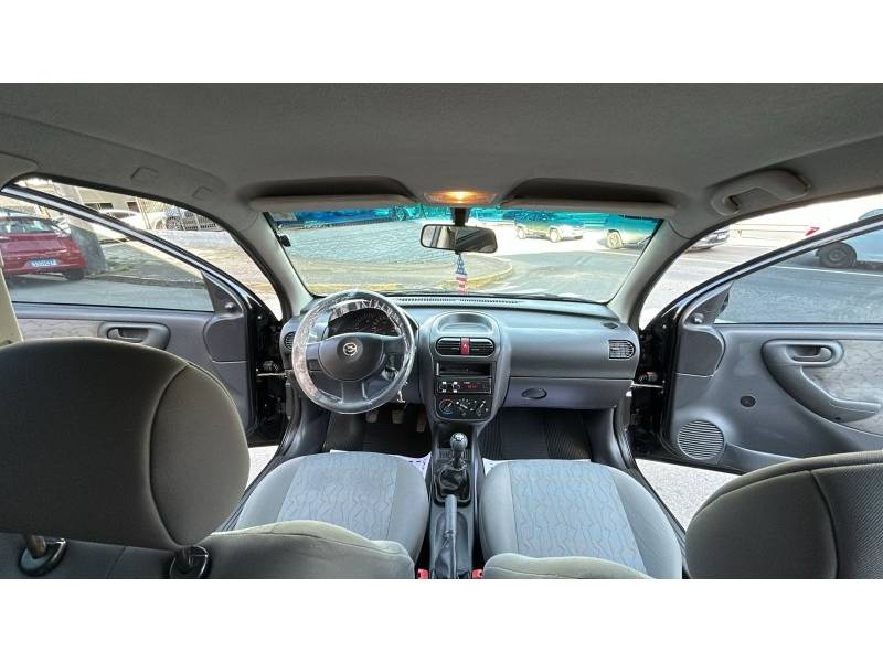 CHEVROLET - CORSA - 2007/2007 - Preta - R$ 26.900,00