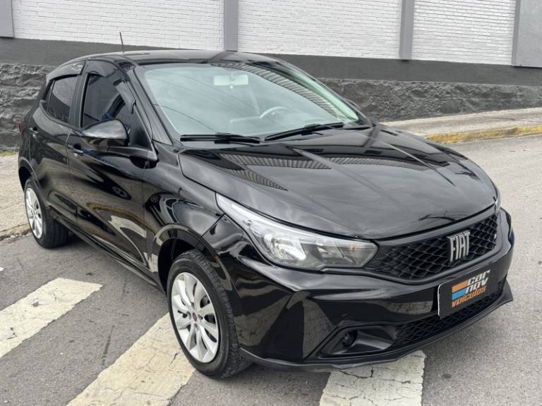 FIAT - ARGO - 2023/2023 - Preta - R$ 65.900,00