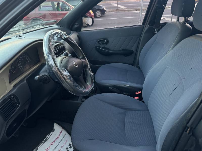 FIAT - PALIO - 2001/2001 - Cinza - R$ 15.900,00