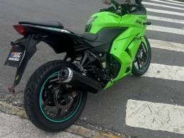 KAWASAKI - NINJA 250R - 2010/2010 - Verde - R$ 16.900,00