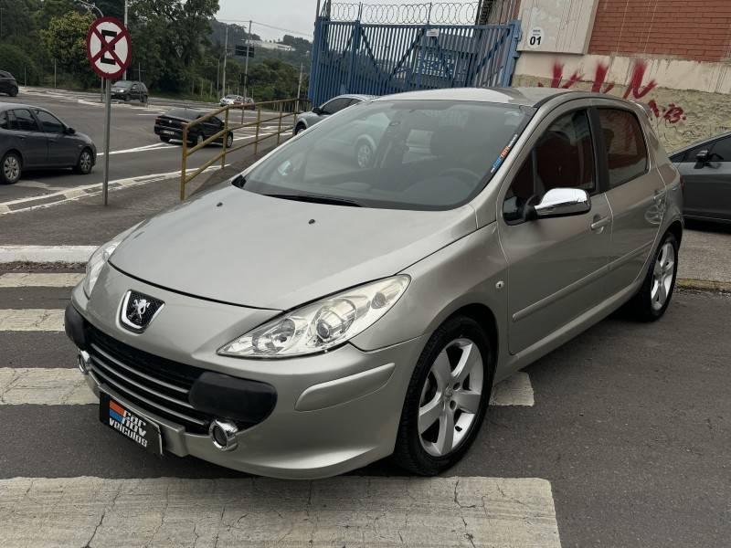 PEUGEOT - 307 - 2008/2008 - Dourada - R$ 23.900,00