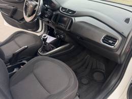 CHEVROLET - ONIX - 2013/2013 - Branca - R$ 43.800,00