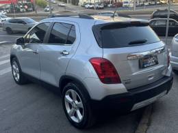 CHEVROLET - TRACKER - 2015/2015 - Prata - R$ 69.900,00