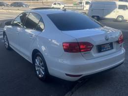VOLKSWAGEN - JETTA - 2014/2014 - Branca - R$ 71.900,00