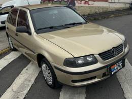 VOLKSWAGEN - GOL - 2002/2002 - Dourada - R$ 13.900,00