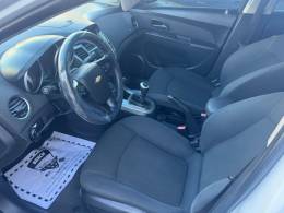 CHEVROLET - CRUZE - 2012/2013 - Branca - R$ 68.900,00