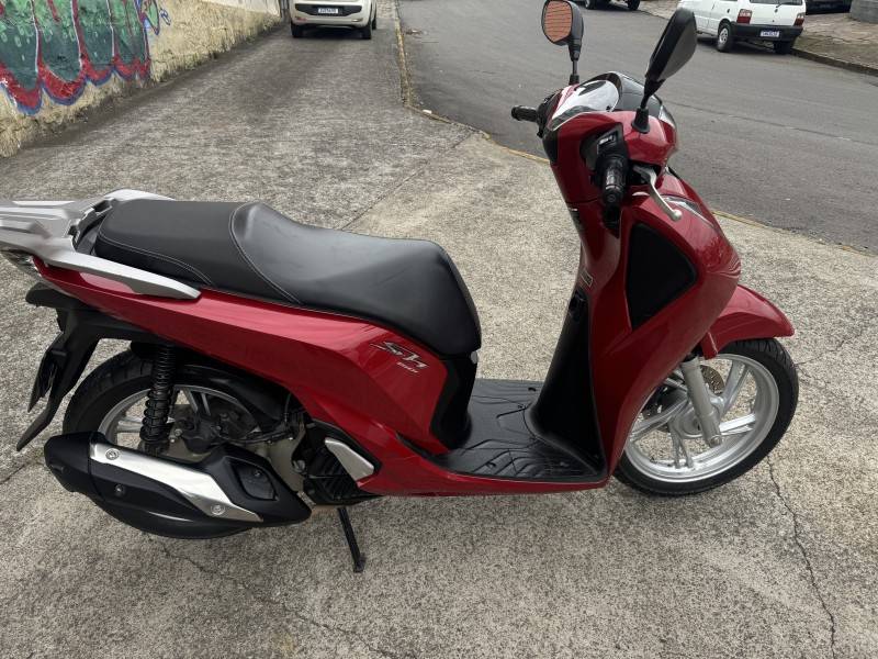 HONDA - SH 150i - 2018/2018 - Vermelha - R$ 12.900,00