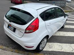 FORD - FIESTA - 2015/2015 - Branca - R$ 44.900,00