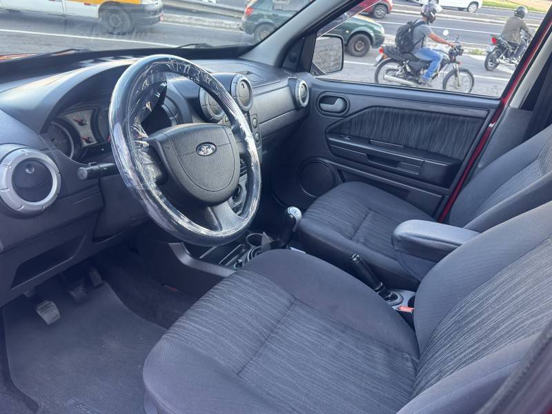 FORD - ECOSPORT - 2009/2009 - Vermelha - R$ 38.900,00