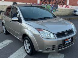 FORD - FIESTA - 2010/2010 - Dourada - R$ 32.900,00
