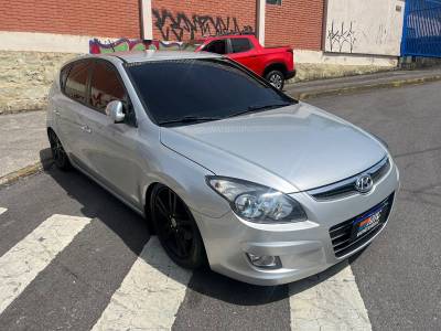 HYUNDAI - I30 - 2010/2011 - Prata - R$ 47.900,00