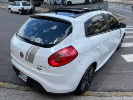 FIAT - BRAVO - 2013/2014 - Branca - R$ 51.900,00