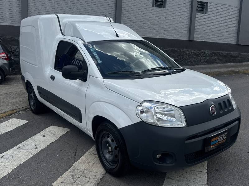 FIAT - FIORINO - 2015/2015 - Branca - R$ 55.900,00