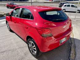 CHEVROLET - ONIX - 2015/2016 - Vermelha - R$ 55.900,00